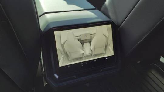 2024 Tesla Cybertruck - Images - 11