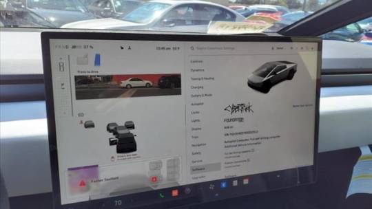 2024 Tesla Cybertruck - Images - 25