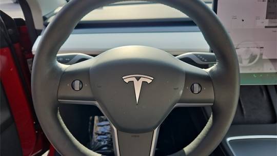 2022 Tesla Model Y 7SAYGDEEXNF489299