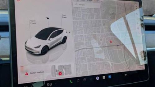 2022 Tesla Model Y 7SAYGDEF8NF390165