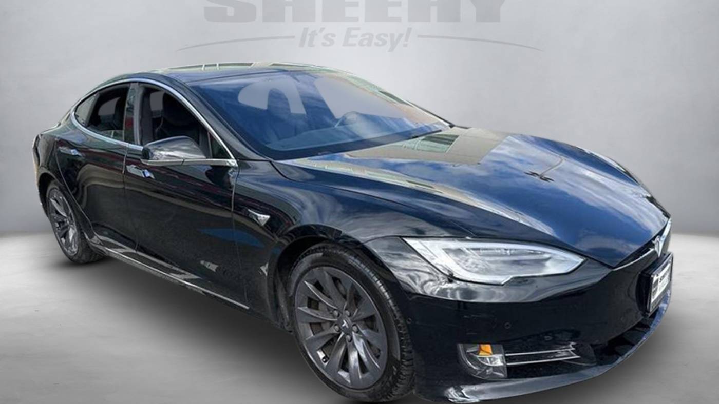 2018 Tesla Model S 5YJSA1E21JF283436