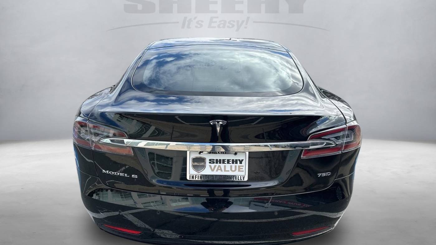 2018 Tesla Model S 5YJSA1E21JF283436