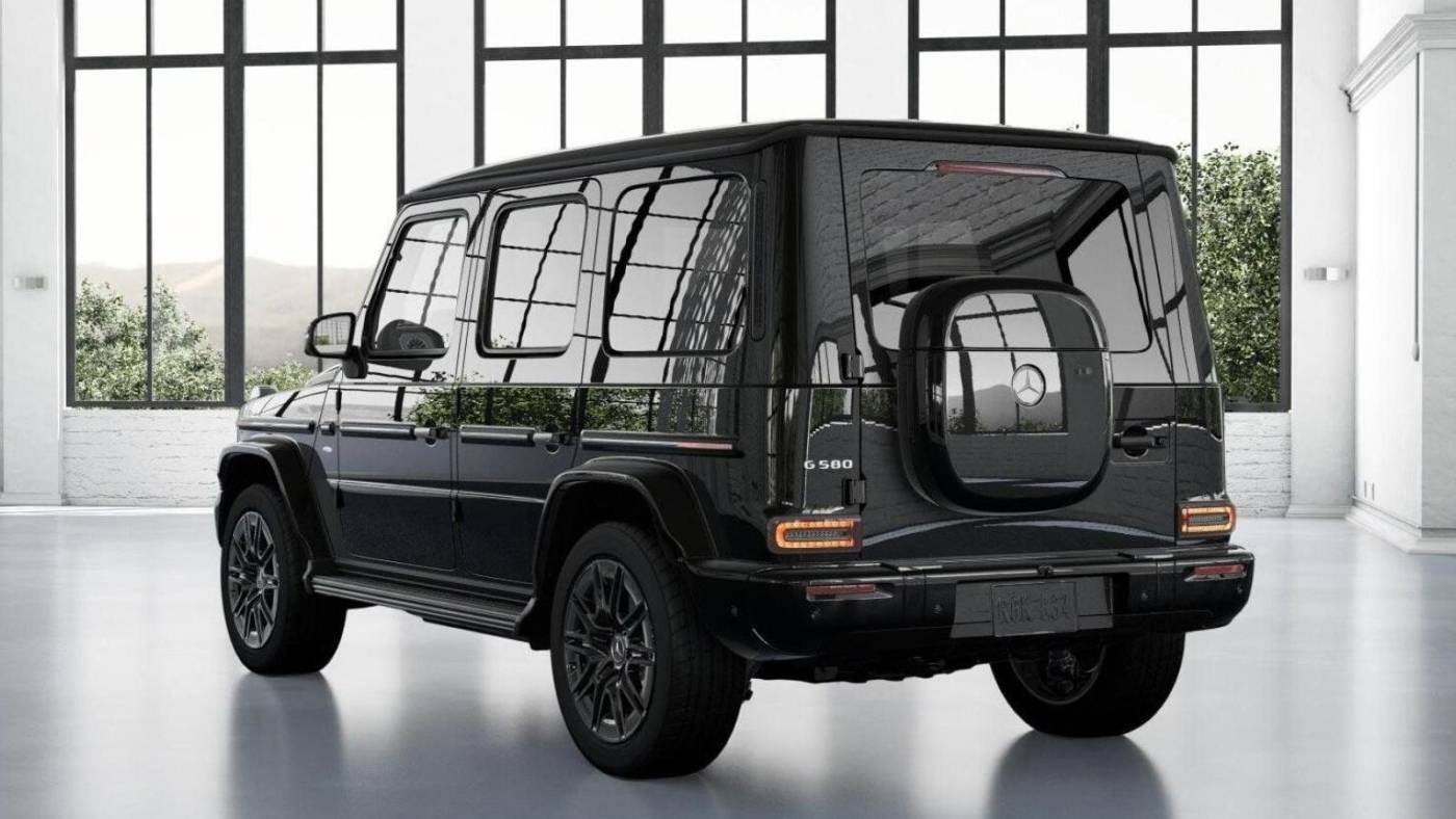 2025 Mercedes Electric G-Class W1NWM0AB6SX023560