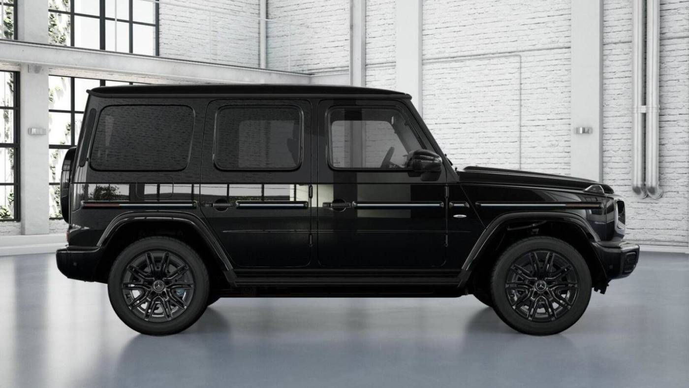 2025 Mercedes Electric G-Class W1NWM0AB6SX023560