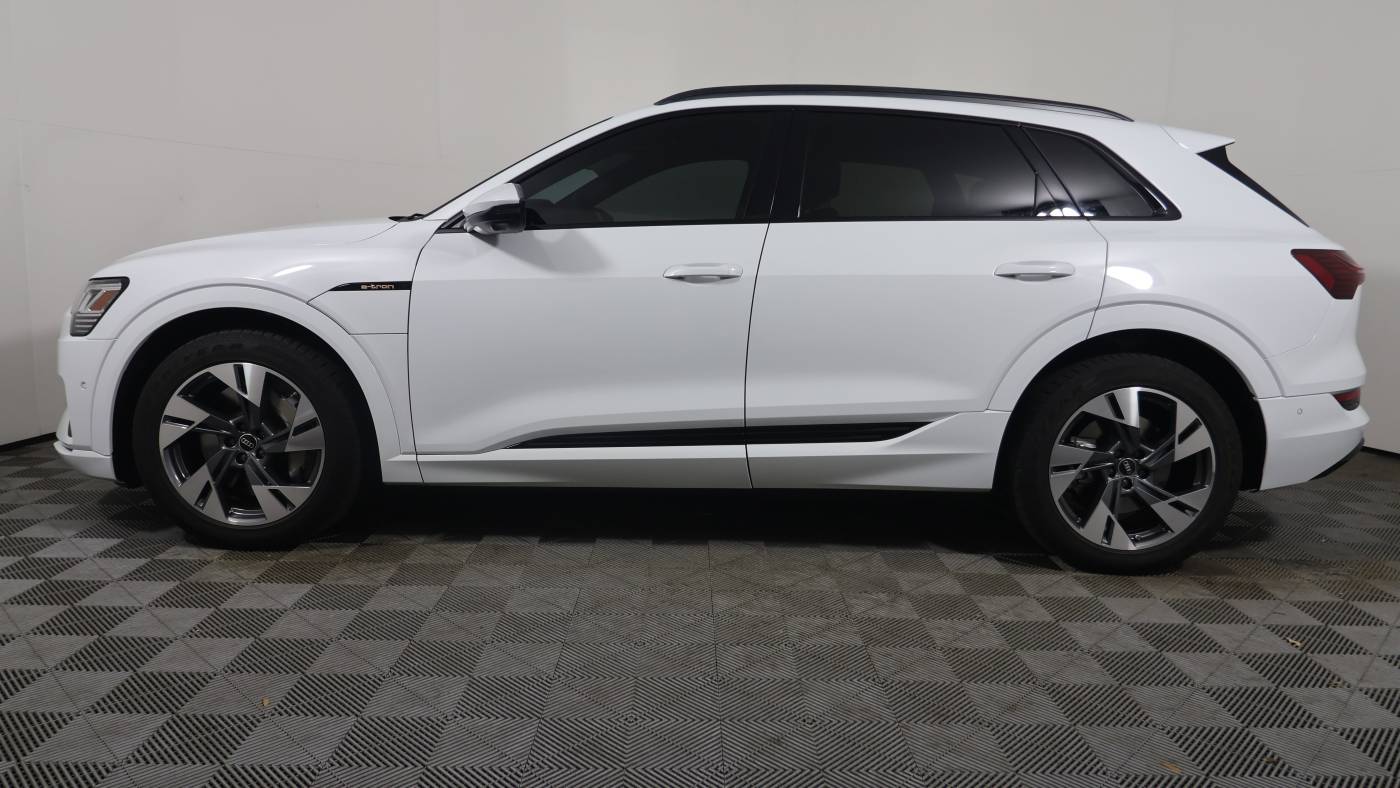 2022 Audi e-tron WA1AAAGE5NB011851