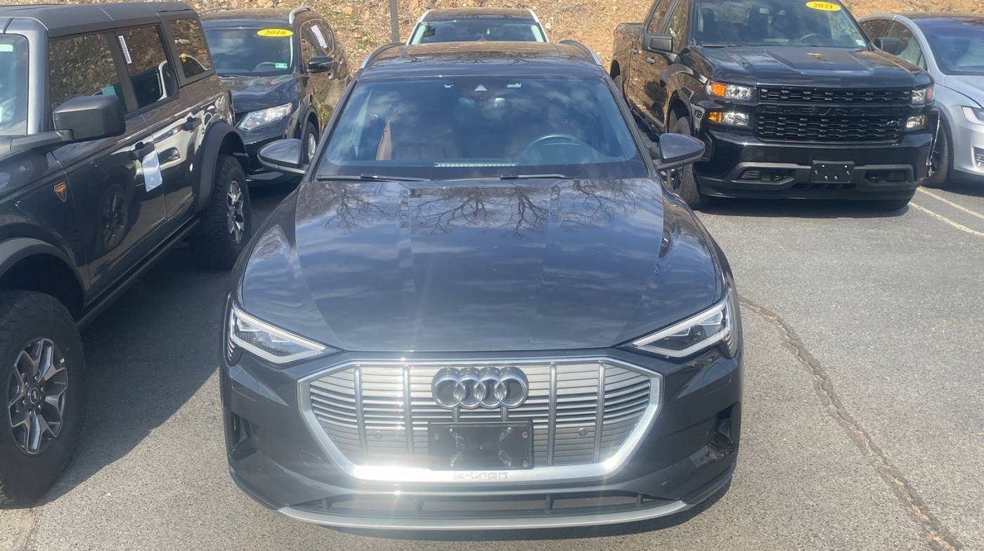 2022 Audi e-tron WA1AAAGE7NB003864