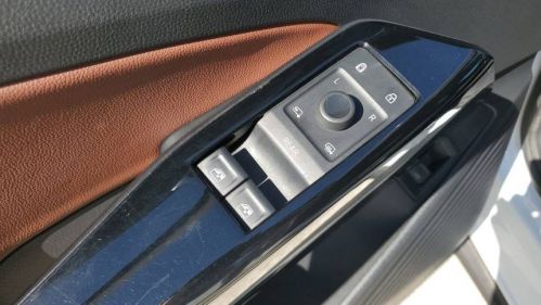 2021 Volkswagen ID.4 WVGKMPE21MP046235