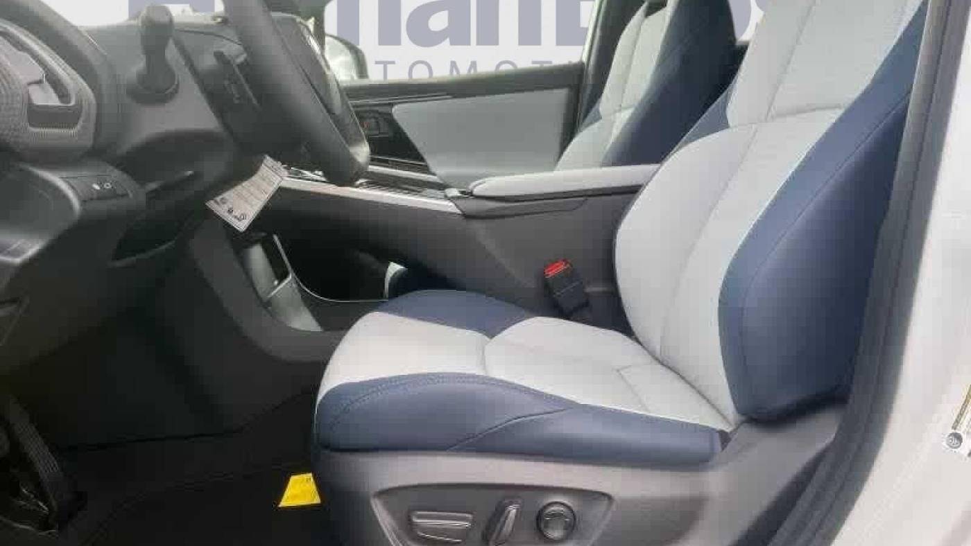 2024 Subaru Solterra JTMABABA6RA053383