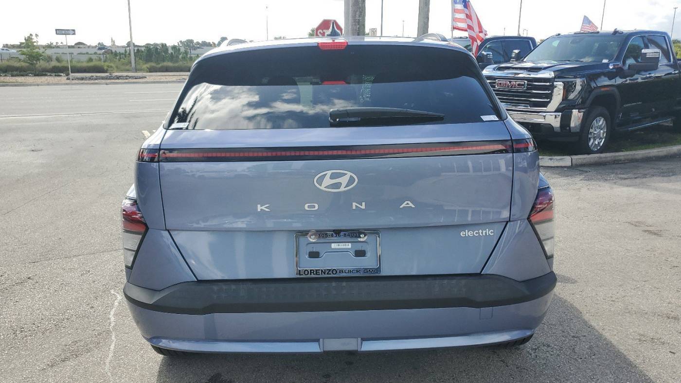 2024 Hyundai Kona Electric KM8HC3A68RU008122