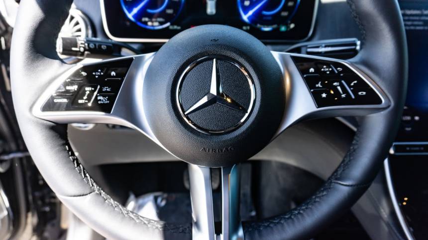 2024 Mercedes EQE SUV 4JGGM2BB1RA052057