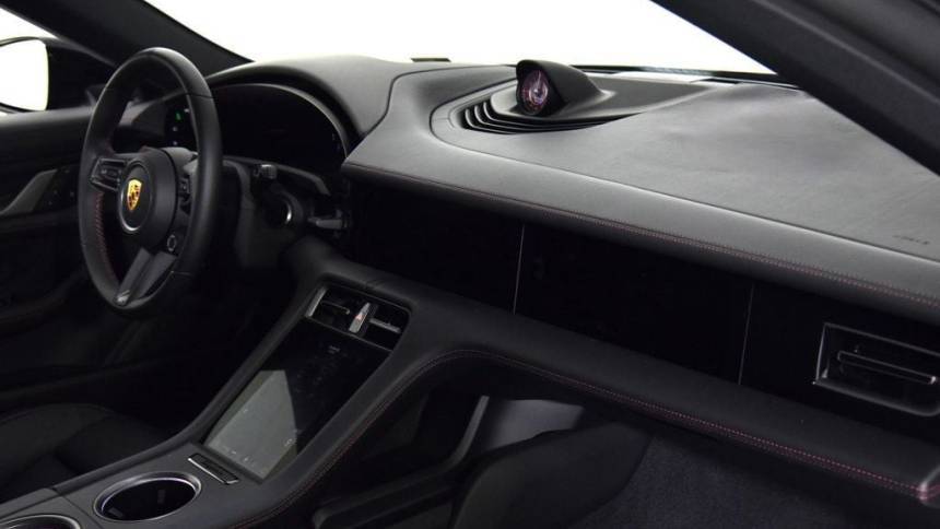 2023 Porsche Taycan - Images - 13