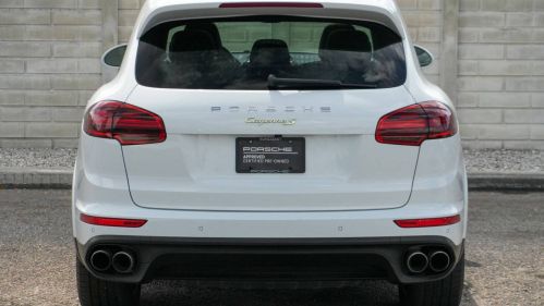 2017 Porsche Cayenne WP1AE2A25HLA75948