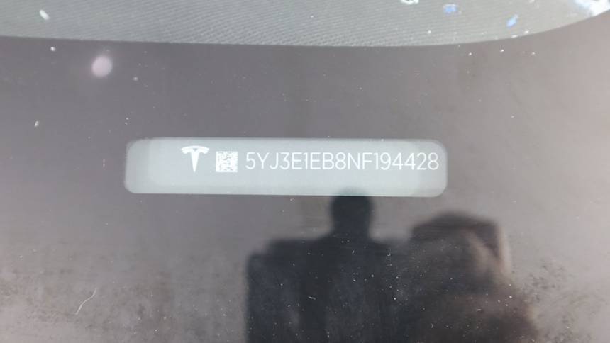 2022 Tesla Model 3 5YJ3E1EB8NF194428