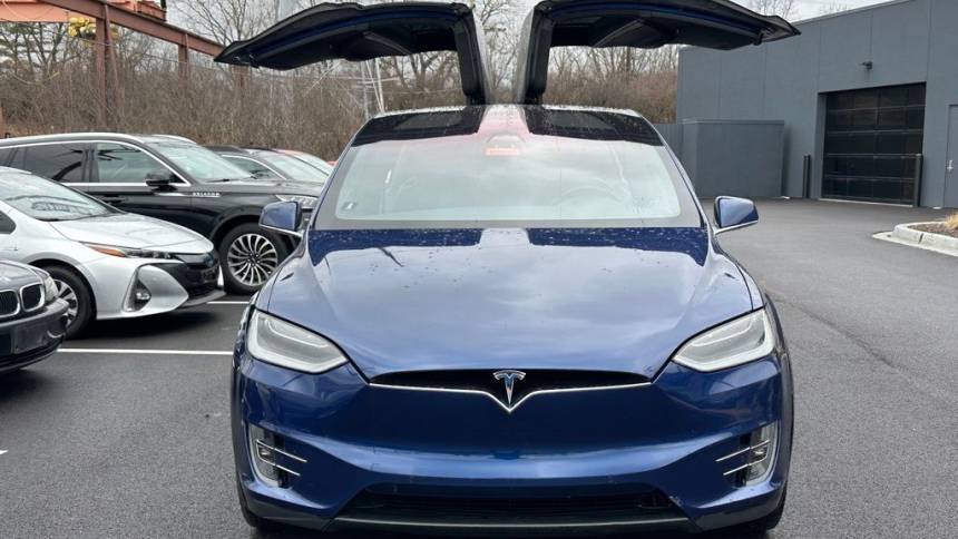 2017 Tesla Model X 5YJXCAE26HF048136