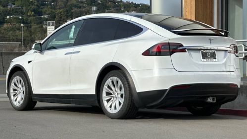 2019 Tesla Model X 5YJXCAE22KF187929