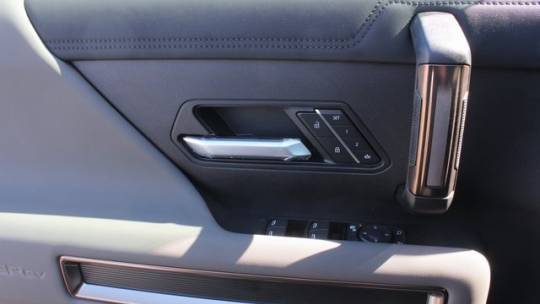 2025 GMC HUMMER EV SUV 1GKB0RDC6SU105191