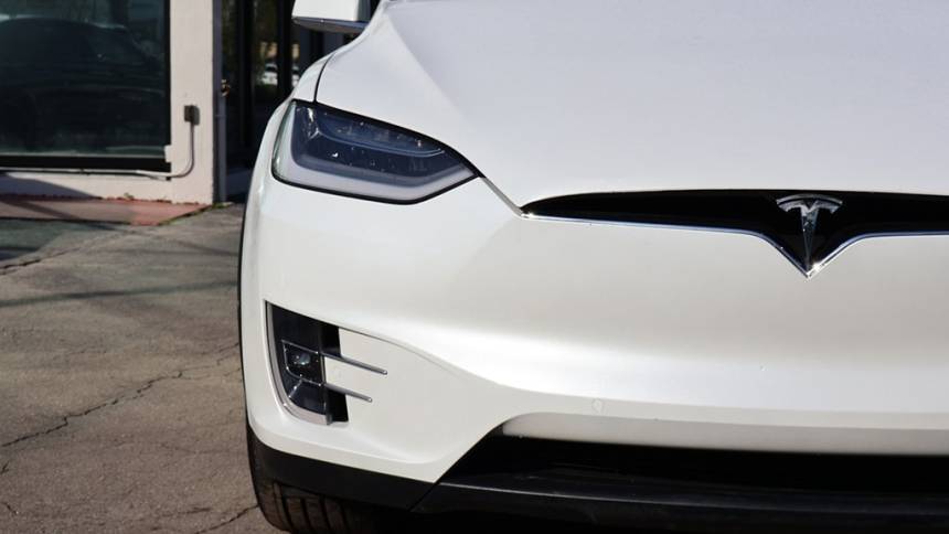 2020 Tesla Model X 5YJXCDE20LF300604