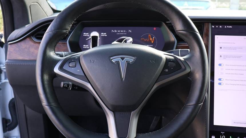 2020 Tesla Model X 5YJXCDE20LF300604