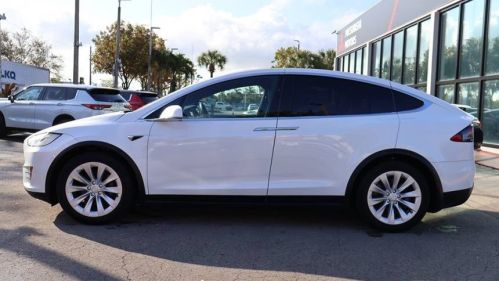 2020 Tesla Model X 5YJXCDE20LF300604