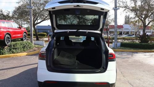 2020 Tesla Model X 5YJXCDE20LF300604