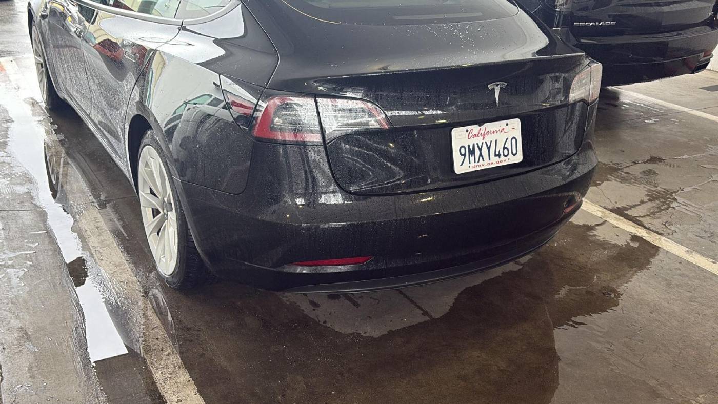 2021 Tesla Model 3 5YJ3E1EA2MF920662