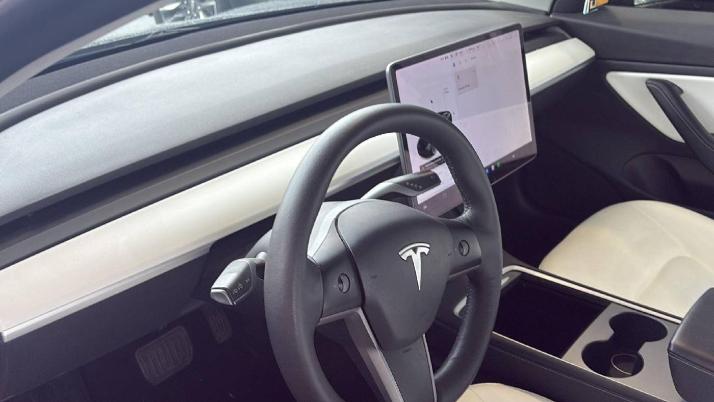 2021 Tesla Model 3 5YJ3E1EA2MF920662