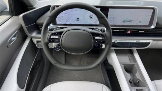 2025 Hyundai IONIQ 6 KMHM34AA9SA095996