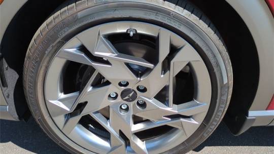 2025 Genesis GV60 KMUKEDSB5SU027574