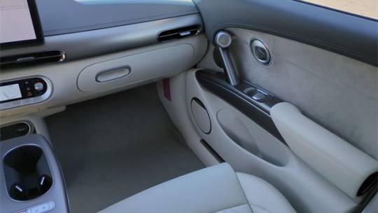 2025 Genesis GV60 KMUKEDSB5SU027574