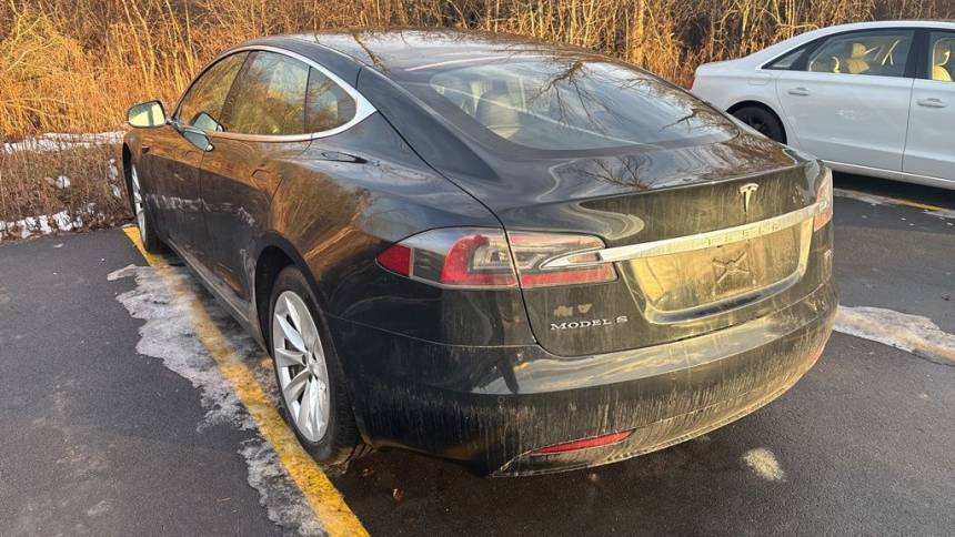 2018 Tesla Model S 5YJSA1E27JF268746