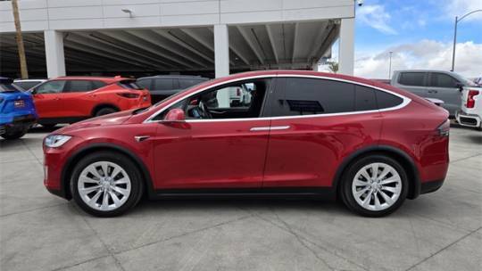 2017 Tesla Model X 5YJXCDE24HF055832