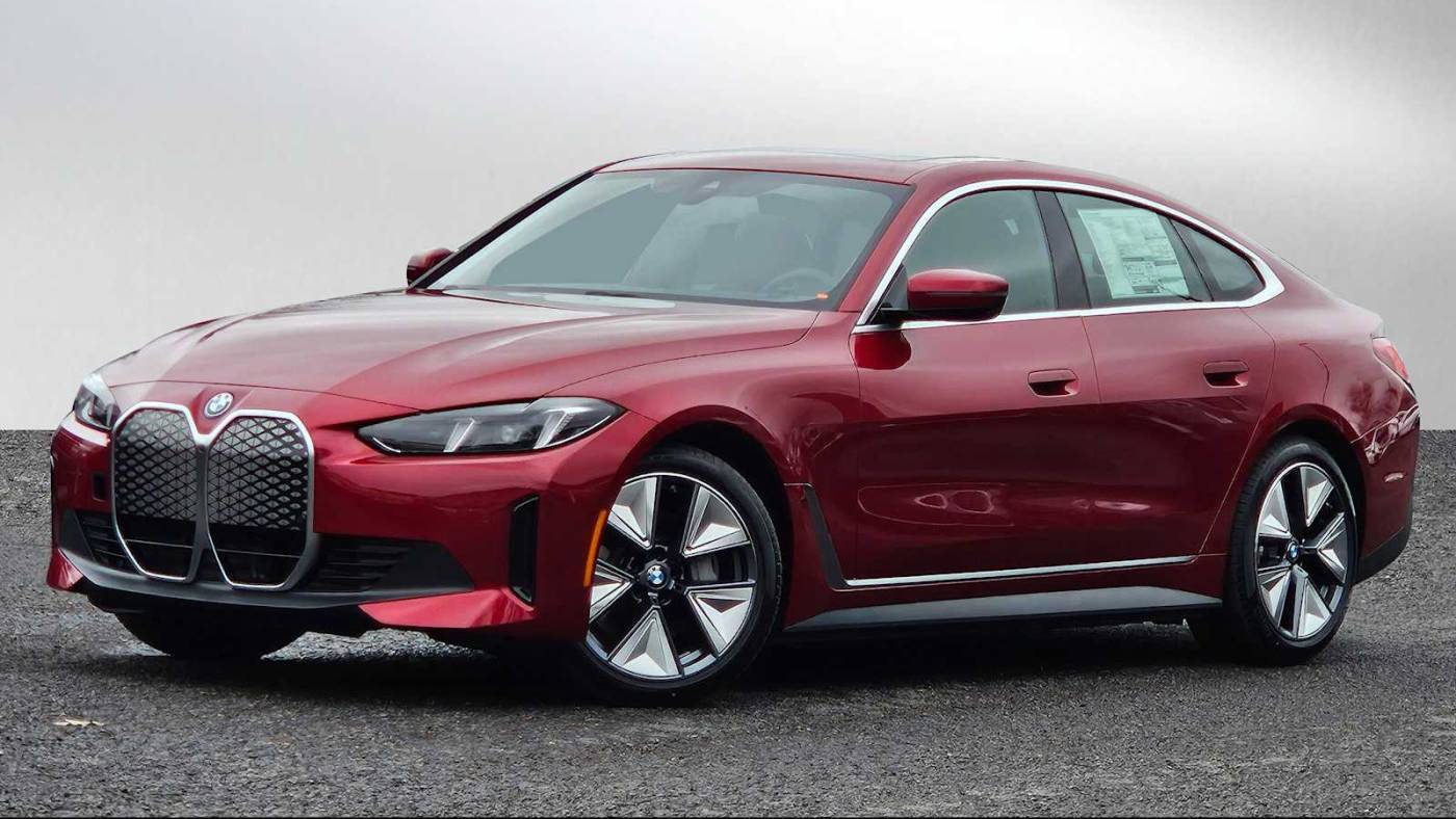 2025 BMW i4 WBY43HD00SFU42535