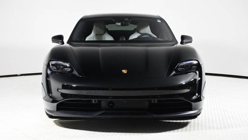 2024 Porsche Taycan - Images - 10