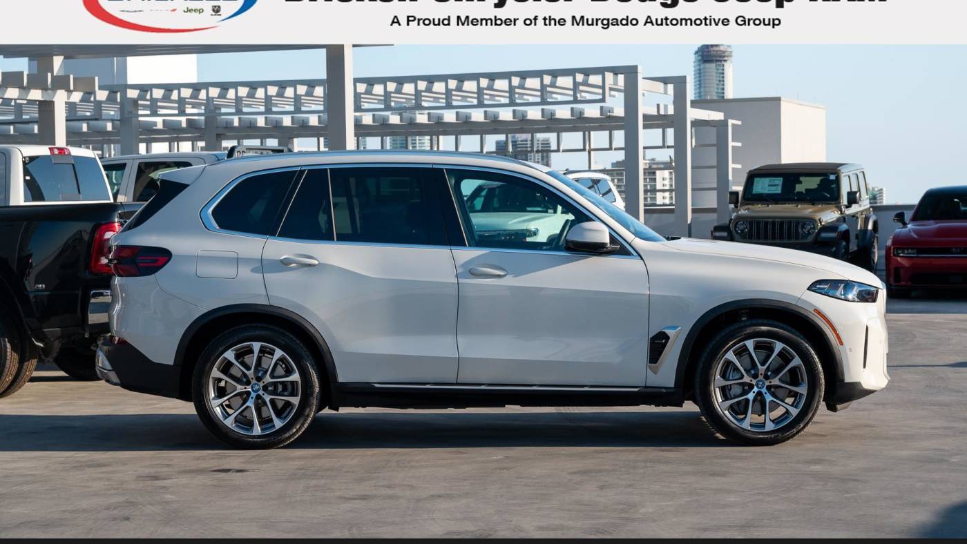 2024 BMW X5 5UX43EU08R9U08706