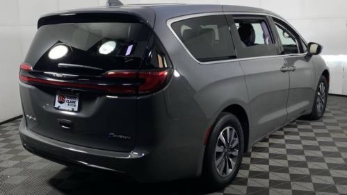 2022 Chrysler Pacifica 2C4RC1L74NR160943