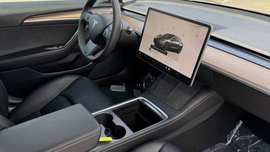 2022 Tesla Model 3 5YJ3E1EB2NF258821