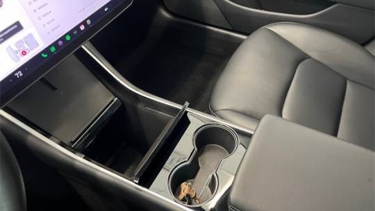 2019 Tesla Model 3 5YJ3E1EB2KF209999