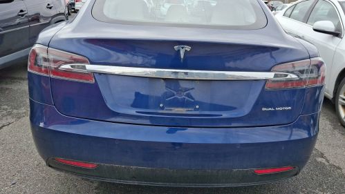 2019 Tesla Model S 5YJSA1E24KF330086