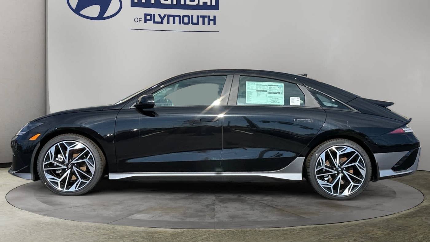 2024 Hyundai IONIQ 6 KMHM34AC5RA078897