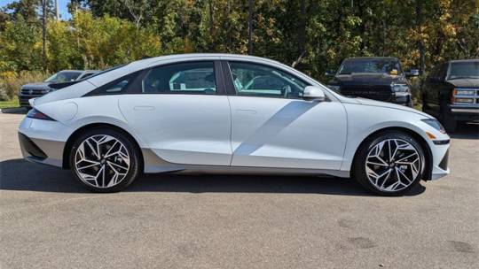 2024 Hyundai IONIQ 6 KMHM34AC6RA080576