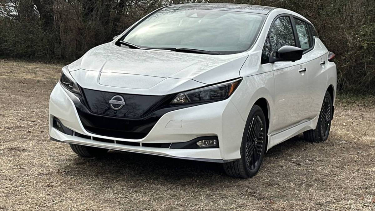 2024 Nissan LEAF 1N4CZ1CV2RC556215