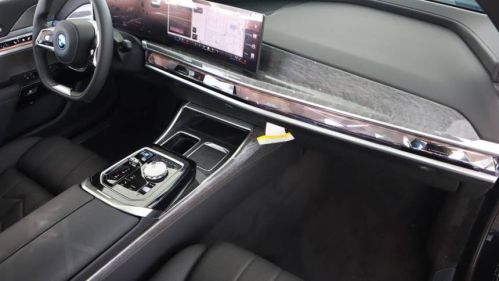 2024 BMW i7 WBY53EJ02RCP19432