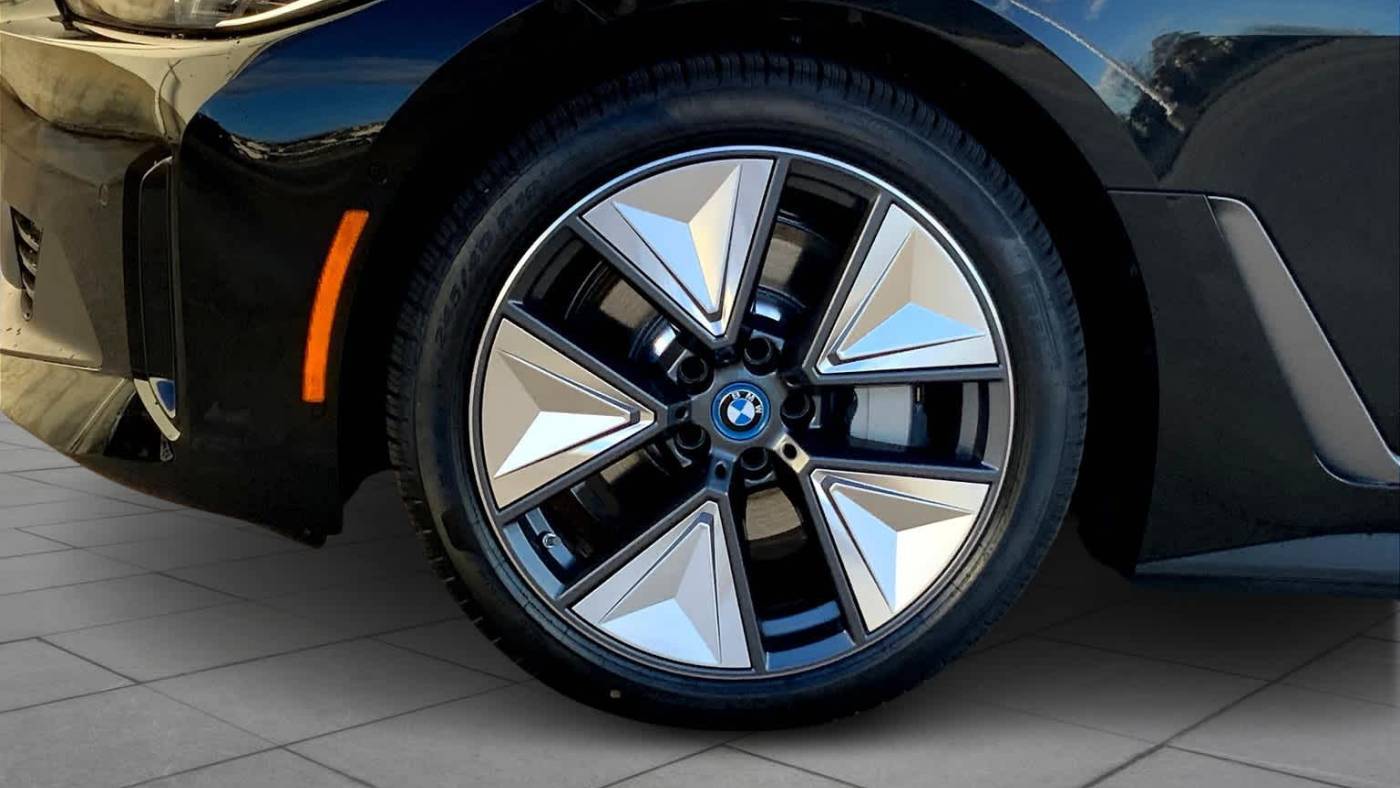 2024 BMW i4 WBY83FB0XRFS21172