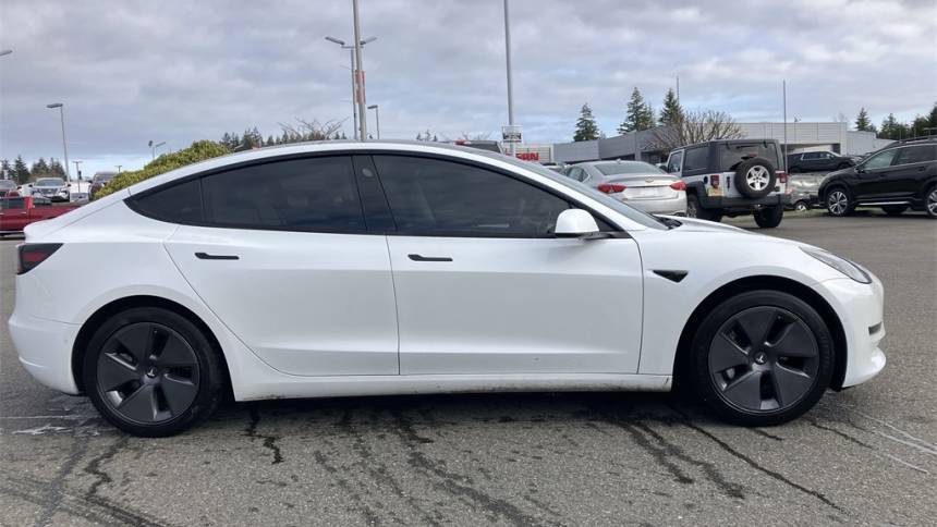 2022 Tesla Model 3 5YJ3E1EA6NF102806