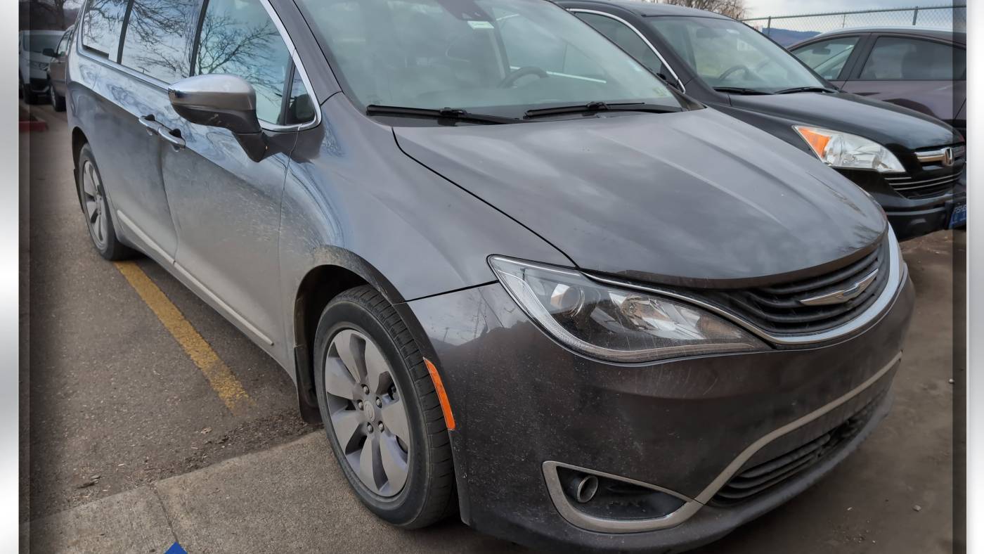 2019 Chrysler Pacifica 2C4RC1N75KR616831