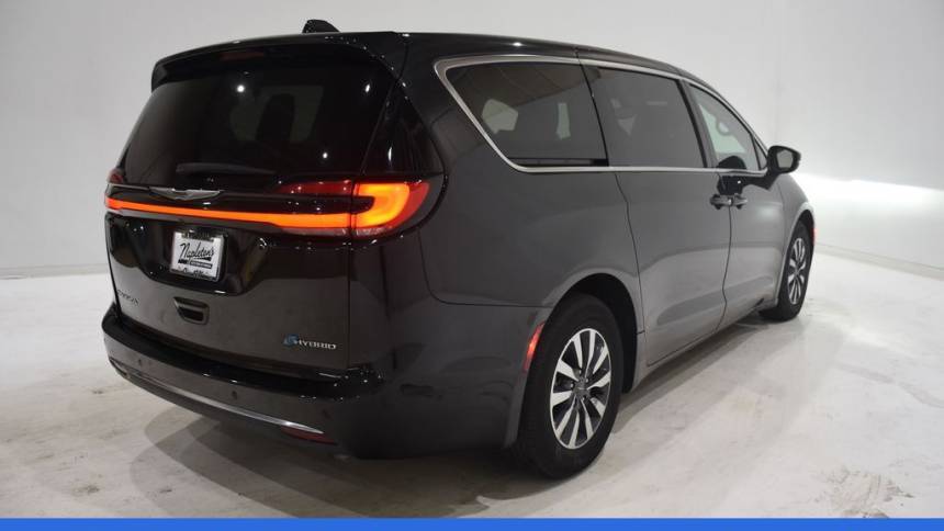 2023 Chrysler Pacifica 2C4RC1L74PR575375