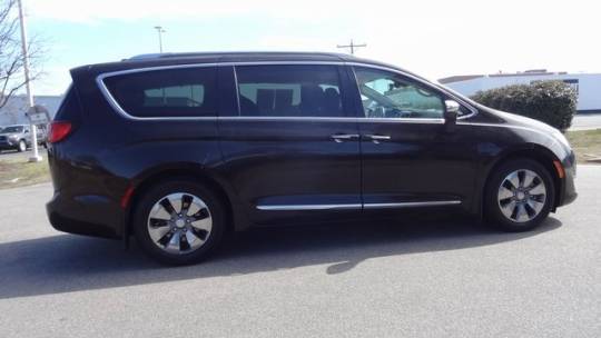 2018 Chrysler Pacifica 2C4RC1N7XJR144902