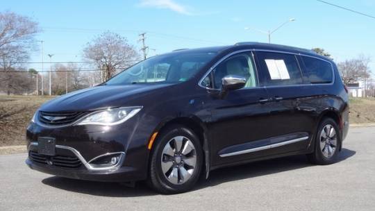 2018 Chrysler Pacifica 2C4RC1N7XJR144902