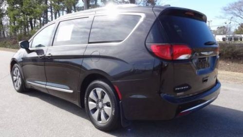 2018 Chrysler Pacifica 2C4RC1N7XJR144902