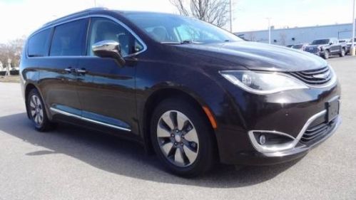 2018 Chrysler Pacifica 2C4RC1N7XJR144902